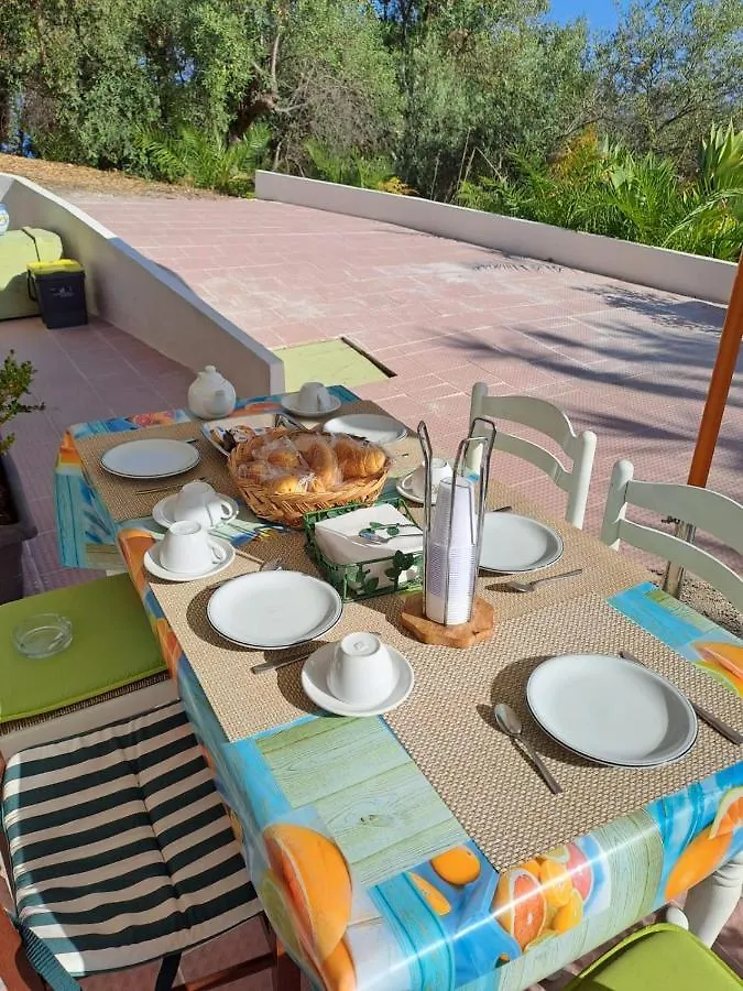 Bed & Breakfast Villa Gatto Alice Rometta Marea Italia